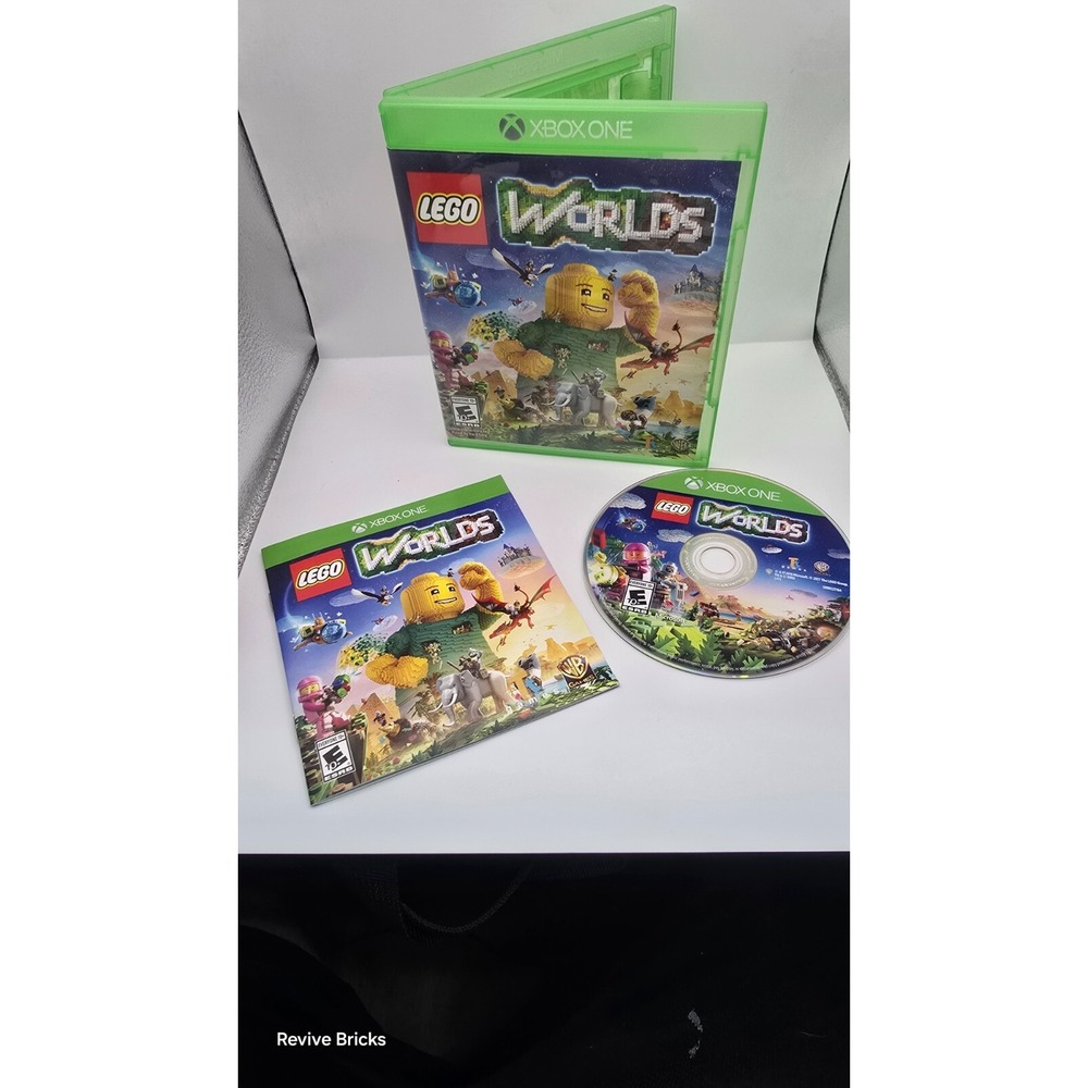 LEGO Worlds (Microsoft Xbox One, 2017) CIB Complete Tested Working Great Cond.